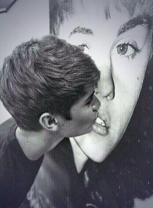 ijournalsi's tweet image. Justin es yo, yo soy Justin.