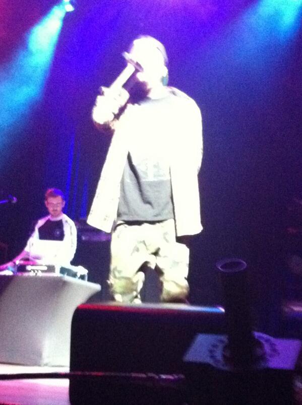 MacMillerFansUS's tweet photo. http://t.co/i1N5aJB4iC