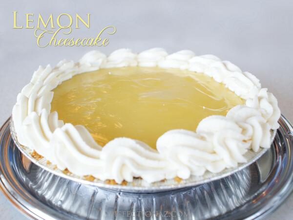 PiefectionAZ's tweet photo. 4 Days until New Year's! Place your pie order now! 480.218.PIES (7437) And be the favorite guest at the party! http://t.co/nb9UEWhxQ1