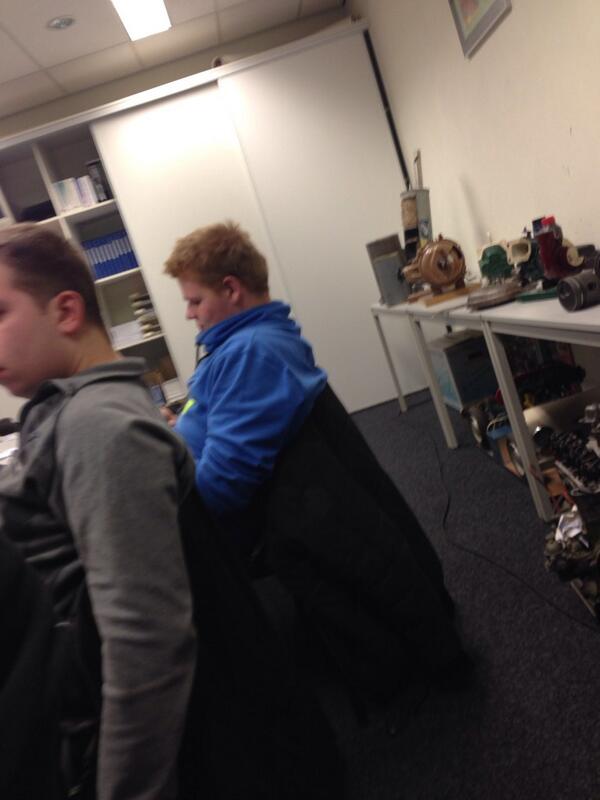 elzen1's tweet photo. Diikkop maarten@maartenboertje http://t.co/piD2JRzvQI