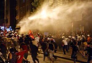 SAlabdool's tweet photo. #الربيع_التركي
#turkish_spring http://t.co/FWZty75RNH