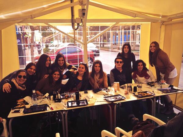 laura_murcia_s's tweet photo. @Blanquiiita_ @lidiia00 @ViRilusa @ElenaSaanchez @Sandra_645 @MarianoMTL @CrissRodrigueez @rociobe  @BelenGomezV ole http://t.co/cVMvk3YGSj
