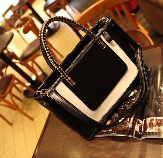 molupu's tweet photo. C302#black 217rb http://t.co/WVHSdGXJph