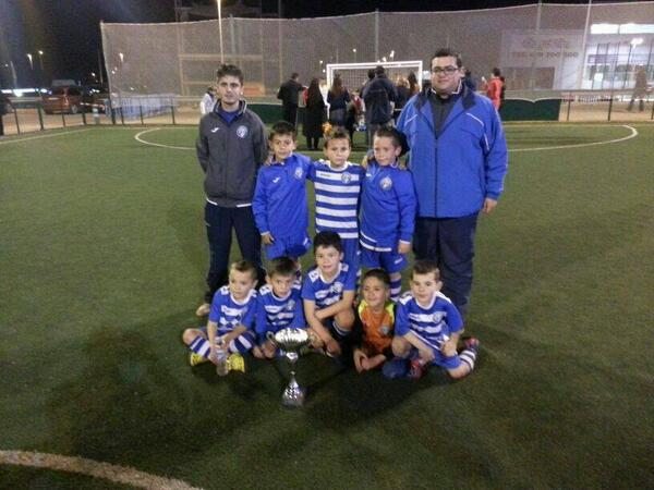 Chimoelx's tweet photo. @celticelche Prebenjamín "D" campeón en el Torneo del Aljub. http://t.co/Ry12kWAAFm