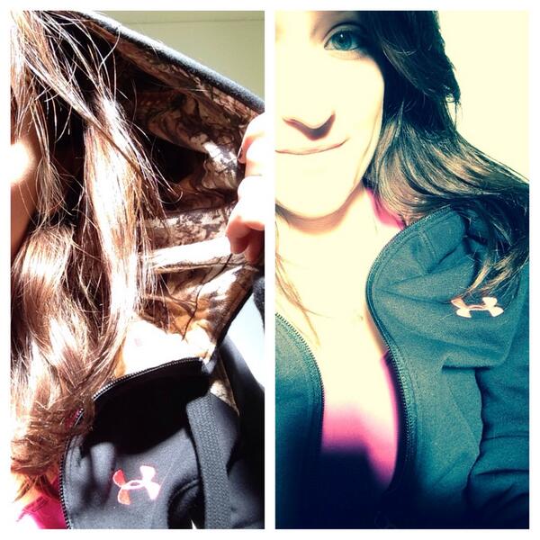 J_Powers11's tweet image. Pretty much in love with my Camo Underarmour sweatshirt #camocutie