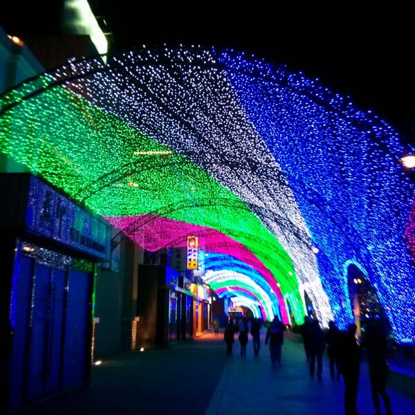 shenghu's tweet photo. beautiful solana http://t.co/K6anWzfqNj http://t.co/Ie793v7ka3