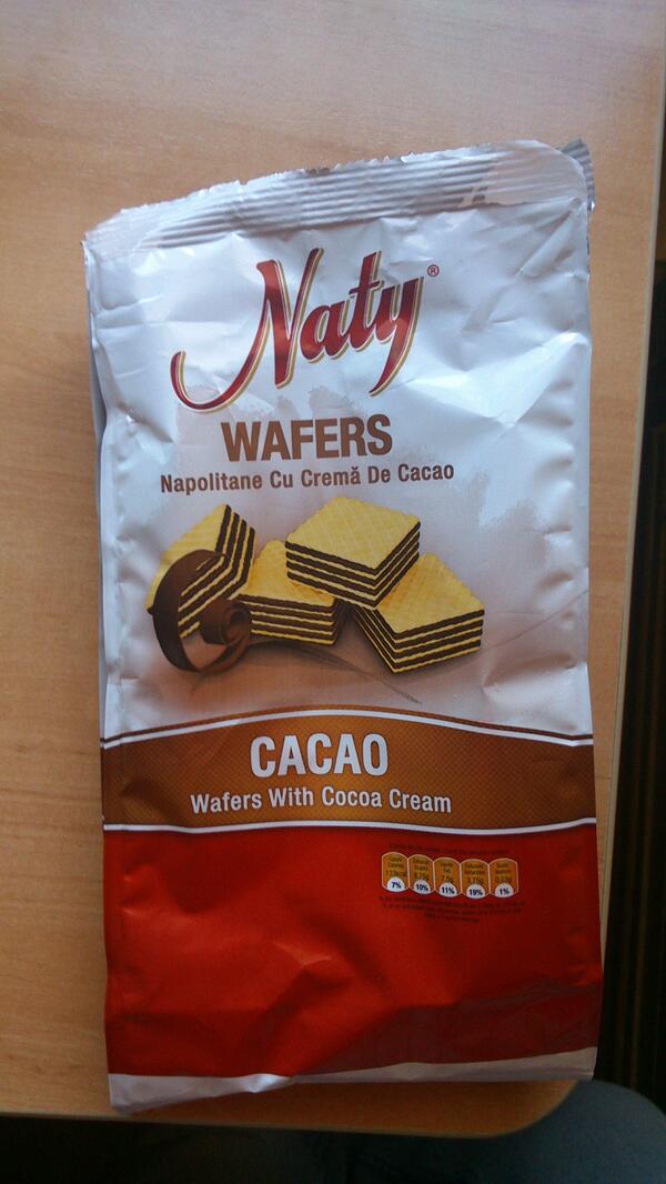 AlbertoGayo4's tweet photo. Tengo a mi cuñi @NattyGiraldoM hasta en la comida jajajajaj http://t.co/PLarvSoHHW