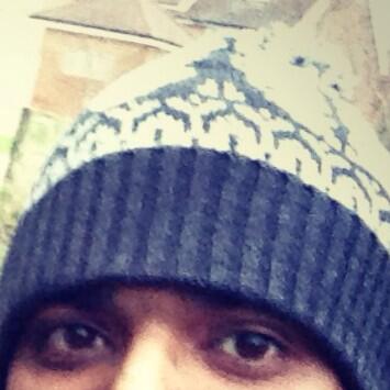 @MEATliquorBTN ...lost my hat at this amazing food joint tonight! If found please tweet ASAP!! Has a bobble see pic;