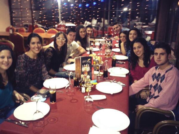 Saraa_24's tweet photo. "@SandraaMoreno: Cena del último sábado del año con los más guapos! http://t.co/C9yGH3ZcYf"