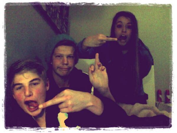 <a href="/keaton97/">Keaton groom</a> <a href="/Lucindabosch22/">Lucinda Bosch ♥ </a> <a href="/nicolaasbonekam/">BONES</a> #backwardsmidddlefinger :)