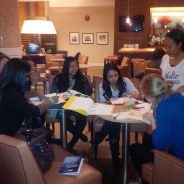 Rachu3003's tweet image. Henna workshop. #p2cplusTO