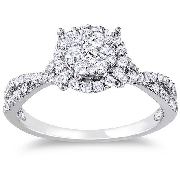 FakerDude43_BU's tweet photo. @dakendrickster that's the ring http://t.co/1hmXmrdeCO