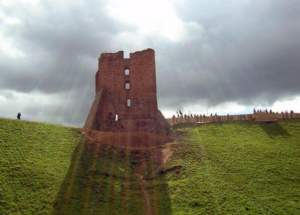 castle_pics's tweet photo. Navahrudak Castle, Belarus. http://t.co/4pp1jlWcKU