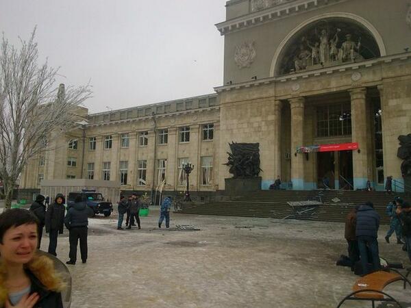 Al menos 14 muertos tras un atentado terrorista en una estación de trenes en Rusia   BcpI8mXCcAAof0j