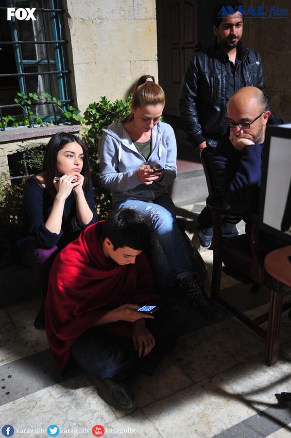 KaragulGul's tweet photo. Karagül Set Günlüğü | http://t.co/VEhZEC08G1 #Karagül http://t.co/UKWwSZj3GA”