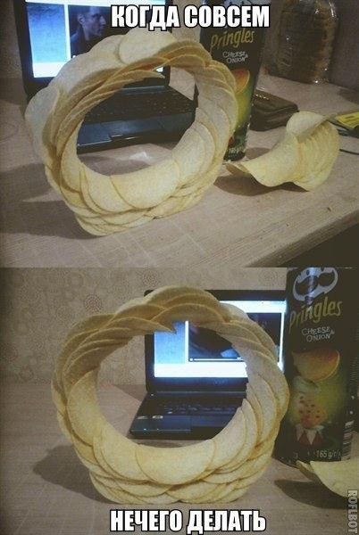 Собака облизывает пастель. Как трудно одной воспитывать сына которого родила тебе свекровь. Совсем нечего делать. Што делать када нечива делать. Чего делать когда не чиго делать.