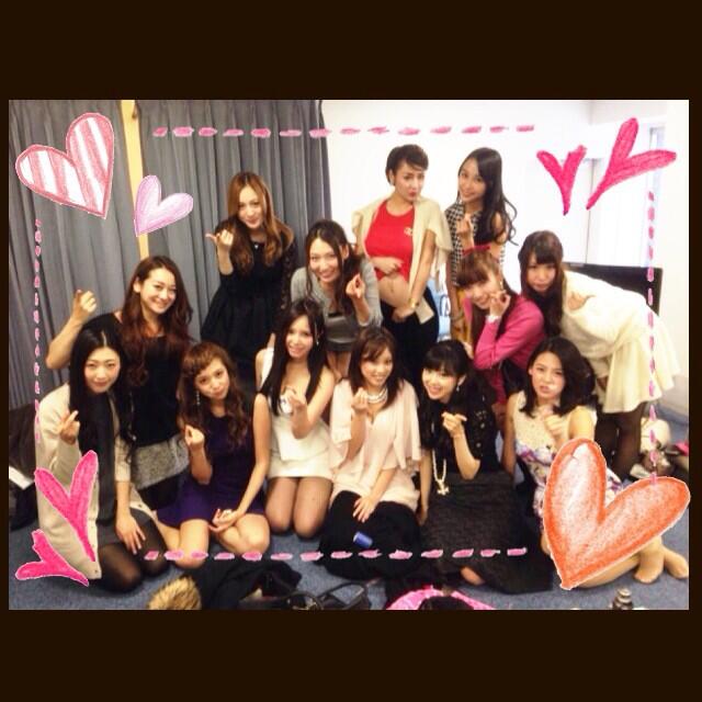 明日の12月30日（月）はギルガメッシュLIGHTの一夜限りの放送日です*\(^o^)/*みんなでの収録は本当に楽しかった〜！！23:54〜BS JAPANよろしくね！絶対に観てねん♡G9らぶ♡♡♡ http://t