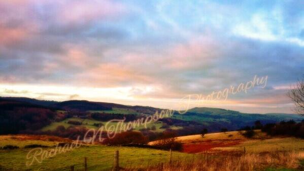 RNT_Photography's tweet photo. Long Hill http://t.co/KMRLh6FoOJ