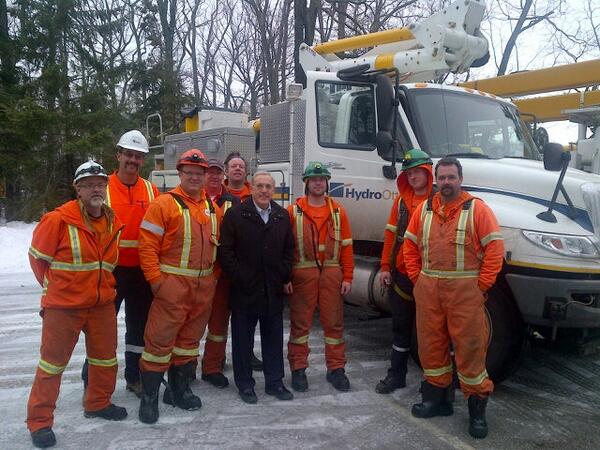 Thank you to <a href="/hydroottawa/">Hydro Ottawa</a> for coming down to help with restoration in #toronto. #onstorm
