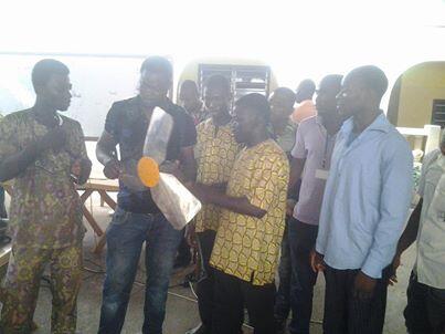 noble_akonu's tweet image. #bootwoecamp
Présentation de l'énergie éolienne #innové avec des éléments de récupération #team228 @cinalawson #fb