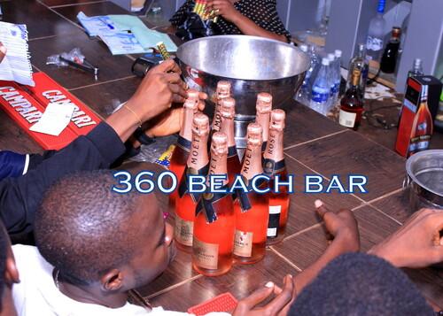 360BeachBar's tweet photo. @Ak360bar small but mighty lol http://t.co/3y7SsseaZq