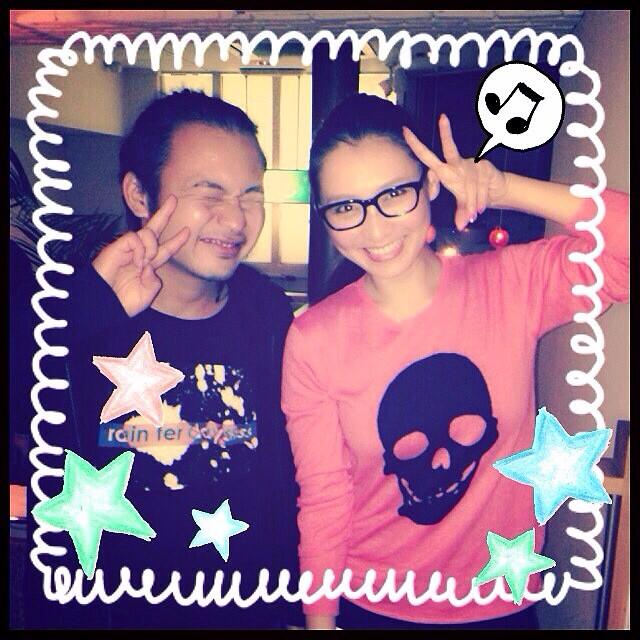 お仕事でお世話になっている方の忘年会にお邪魔しました*\(^o^)/*いつもお世話になっているスタッフの皆さんに、年末のご挨拶が出来て良かったー♡いつもお茶目な安倍きゃんとくと〜♡ http://t.