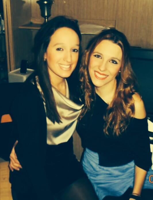 ElenHidalgo's tweet photo. Muchisimas felicidades una vez mas a mi @Bea_Bernal_ me hubiese encantado haber estado ayer contigo. Tqm gluco http://t.co/bdqpYxwn6b