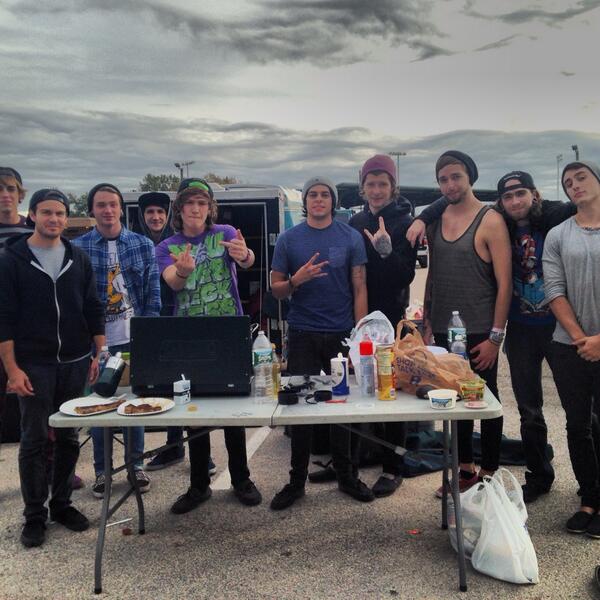 WWCreated's tweet image. Pre-show cookout in Houston with our boys in @ACrowdLikeYou