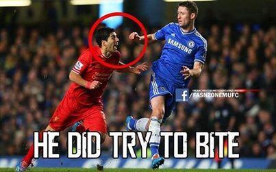 terryflewers's tweet photo. Suarez did try to bite another Chelsea player today.  http://t.co/SJEUNwaMLc