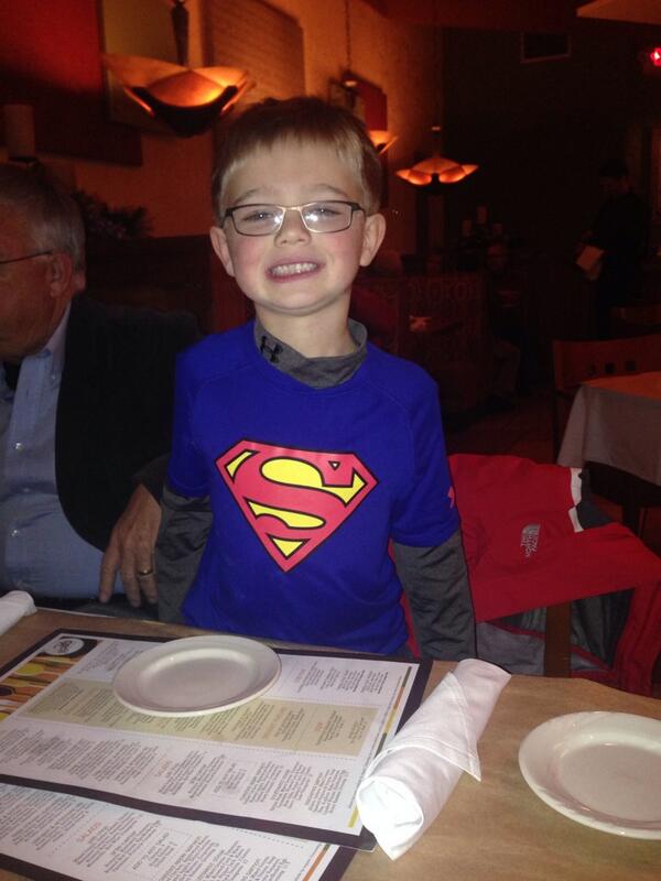 abbyj338's tweet photo. Hey Ryan on a scale of 1-10 how cute are you? IM ALLERGIC TO KRYPTONITE! http://t.co/zqV7vh1vRc
