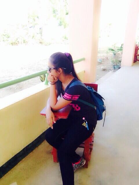 alaisah3's tweet photo. At some point ,you have to realize that some people can stay in your heart but not in your life </3 
#rainymorning;) http://t.co/FLfF8kIupz