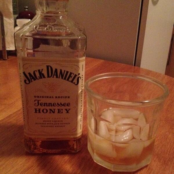 cmadrid8's tweet photo. Time 2 relax... #FTW http://t.co/A3wdDQXfGA