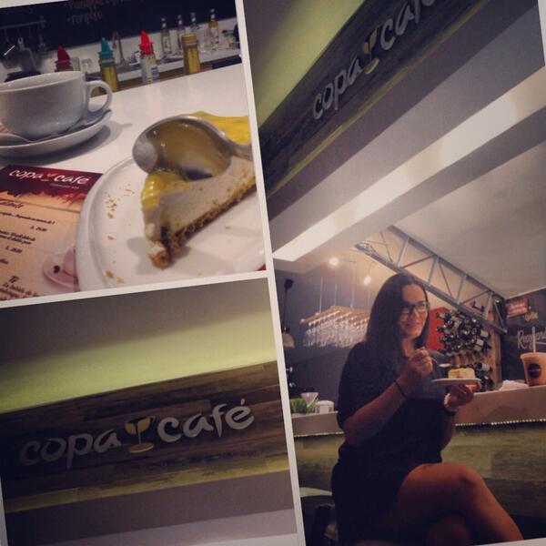 CarmenBoquin's tweet photo. Excelente y mega recomendado @copacafehn #PassionFruitCheeseCake #TeDeLaCasa #CopaCafe Vayan y me cuentan! 🍷☕️ http://t.co/LR2xdSYfVQ