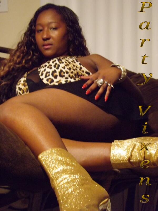 VixensParty's tweet photo. #Sexy #PartyVixens #HotGirls #Bartenders http://t.co/NKD6IajgTs