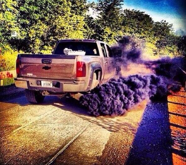 iancooper2012's tweet photo. "@LifeAsRednecks:One of these days imma Roll Coal Baby http://t.co/lrqbzKHyOP"