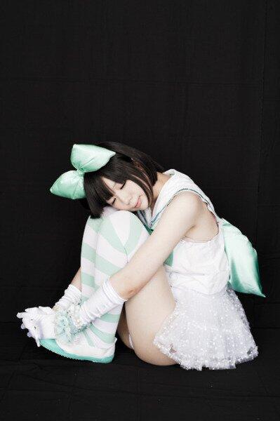 コミケでねむの未満ちゃん(魔法少女☆未満)コスしてくれた子がいる