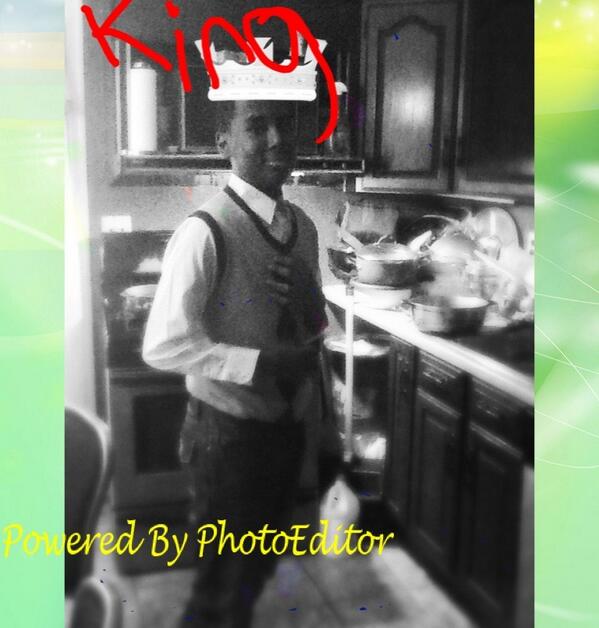 wwenative's tweet image. King sebastien