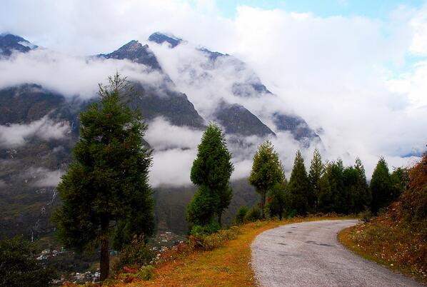 TravelAddA's tweet image. Katao Valley, #NorthSikkim