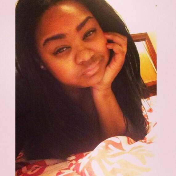 AnayaC's tweet photo. I just wanna be the girl you like. http://t.co/xuMdfASYE1