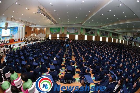 2013년 신천지 수료식, 맛디아지파서 대미장식 newsshare.co.kr/sub_read.html?…