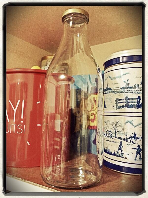 nickya73's tweet image. My 2014 Project: the grateful jar. 12 months to write down all the things I&apos;m grateful for. #positivereflection