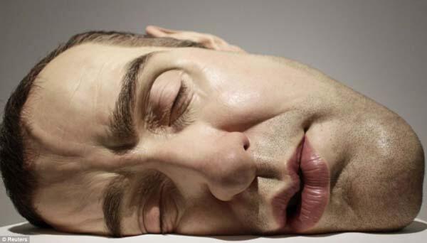 ShayneOnChayne's tweet image. London Artist Ron Mueck Creates Hyper Realistic People Sculptures
Found at bit.ly/18TdqFI