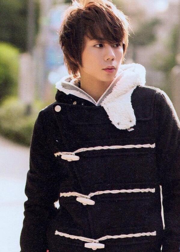 ktym__h's tweet photo. たーだいまっ。明日はいよいよカウコンだね。もう2013年最後の日。ファンの子たちと年越しできるのって嬉しいよね。楽しみだなーっ。#2013年終わるからRTした人になんか言う まだまだ募集中だからrtしてねーっ。このツイートでいいよ。 http://t.co/eQehr3M7VF