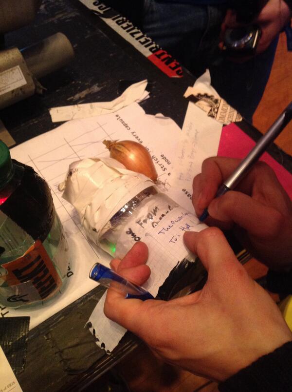 Bastinat0r's tweet photo. We are gonna do #onionrouting #30c3 #seidenstrasse. http://t.co/kWPezQP3DJ