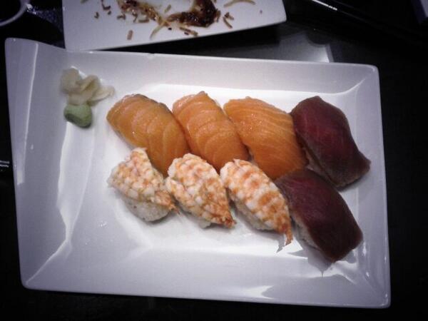 mini270's tweet image. Sushi .. so delicious