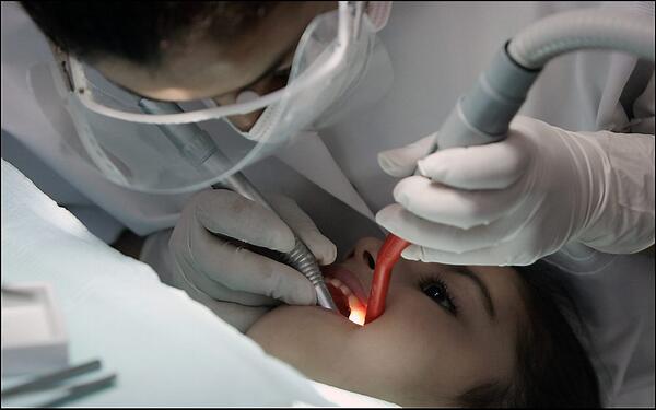 OBM_Techroute's tweet image. Wil je wat betekenen voor de #zorg? In de #techniek werk je aan producten voor de zorg, bijv. tandartsboortjes.