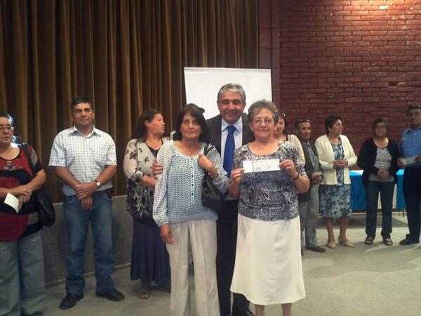 AHORA:  Alcalde <a href="/claudiorenteria/">Claudio Renteria</a> en  Entrega de Fondo Concursable Municipal.