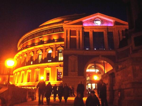 posmens's tweet photo. Just finished seeing The Artist at the Albert Hall. Was brilliant (as expected). Get tkts for tomorrow if you can! http://t.co/RZ46VEEapL