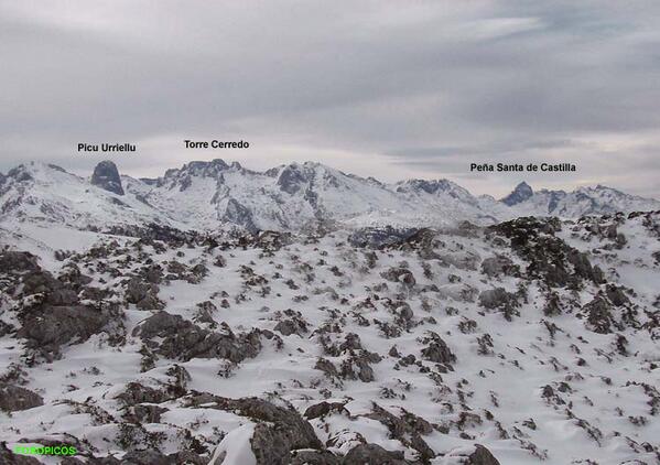 ojaizmeteo's tweet photo. Las tres protagonistas principales de @Picos_de_Europa por fin juntos: http://t.co/jN17jG7VWx