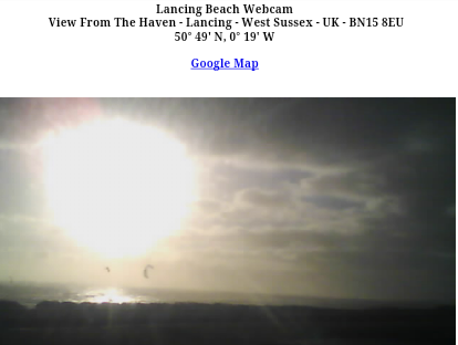 LancingBeachCam's tweet photo. Amazing what a few hours difference can make. Fab! #lancing #beach #webcam http://t.co/Ae2HiRRA6a